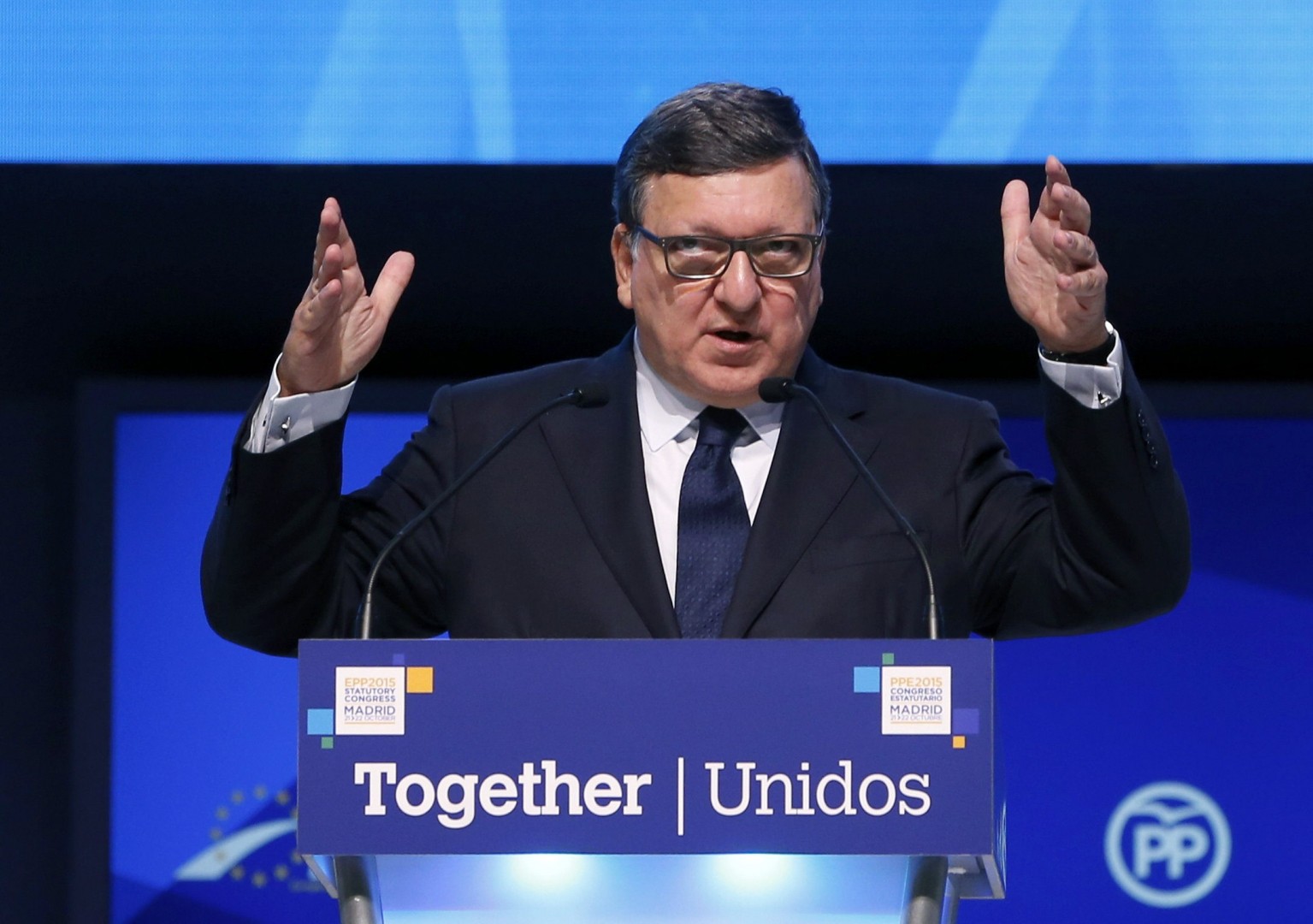 V Dresdnu je tudi nekdanji predsednik Evropske komisije Jose Manuel Barroso, ki sodeluje v lobiranju glede novega generalnega sekretarka OZN (foto: epa).