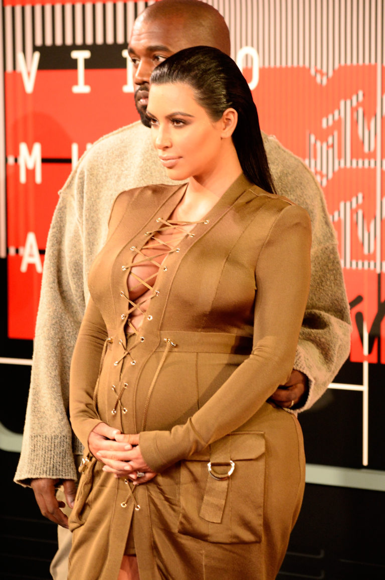 Kim Kardashian o nosečnosti: To je najhujša izkušnja v mojem življenju