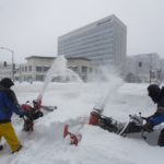 [FOTO] Neurje Jonas: Skoraj meter snega, močan veter in prve smrtne žrtve 5