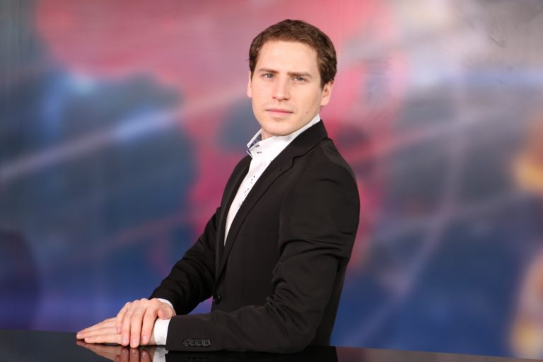 Kako vroče vam bo z Juretom Ferjanom, najmlajšim voditeljem Nove24TV?