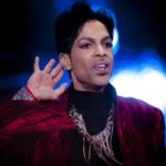 Umrl je svetovno znani pevec Prince 7