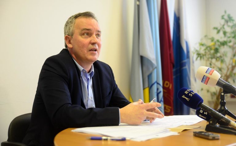 Sodišča z načinom dodeljevanja sodnikov omogočajo manipulacijo postopka
