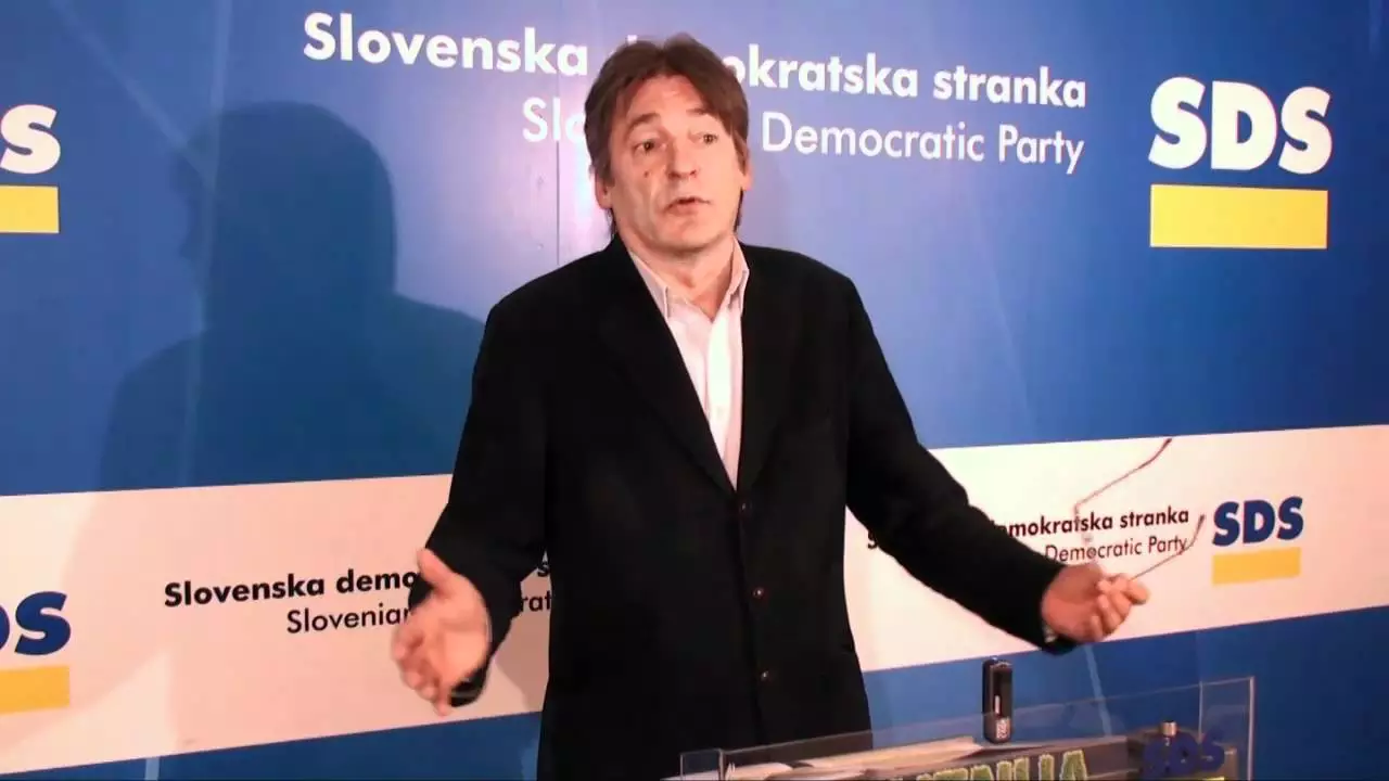  Vasko Simoniti je bil minister za kulturo v času prve Janševe vlade.