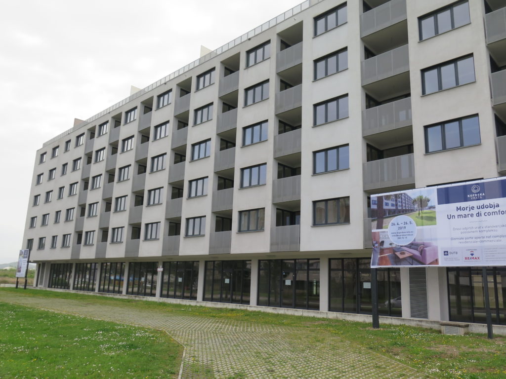 Pravica do diskriminacije: zasebnik določa, komu in pod kakšnimi pogoji bo oddal stanovanje, ne pa ne Lobnik ali Bervar Sterdanova