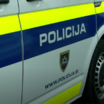Policija avto