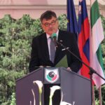 4 dr. Peter Verlič