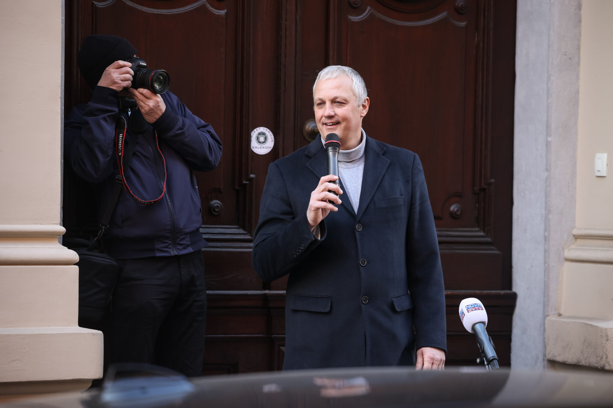 Ker je Golobova večina družinski referendum označila kot nedopusten, je ...