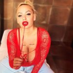 Nevena Hot