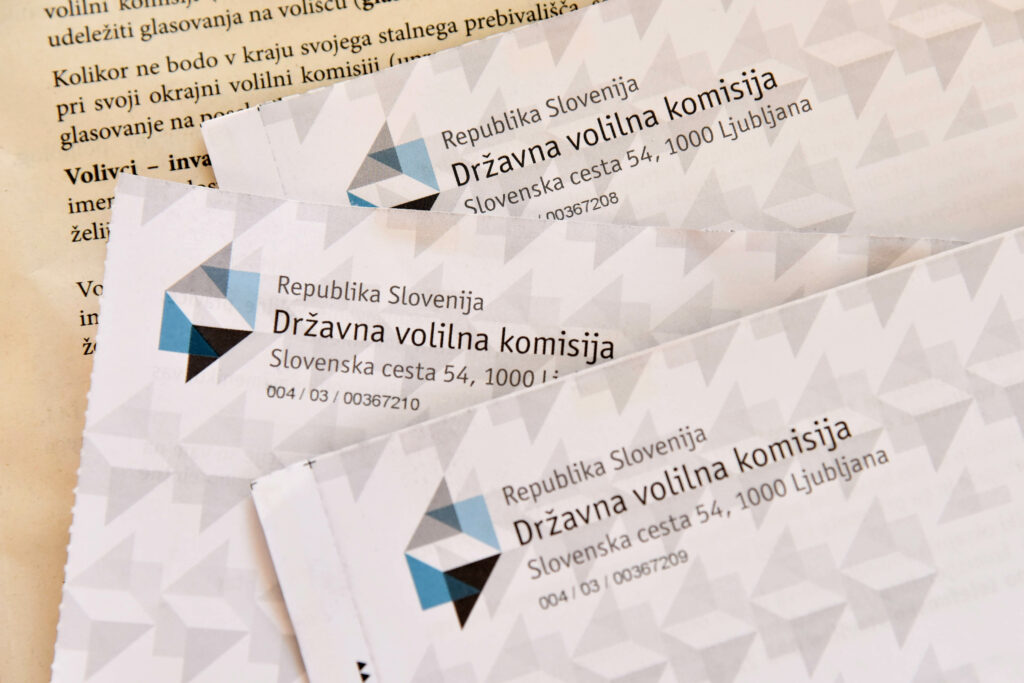 Pravna praksa: “Ljudje imajo vrh glave pometanja nezakonitosti pod preprogo, ko gre za posvečene”