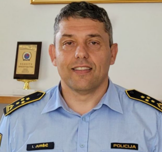 Zakaj je izvajanje zakonov nad Romi kar naenkrat mogoče?