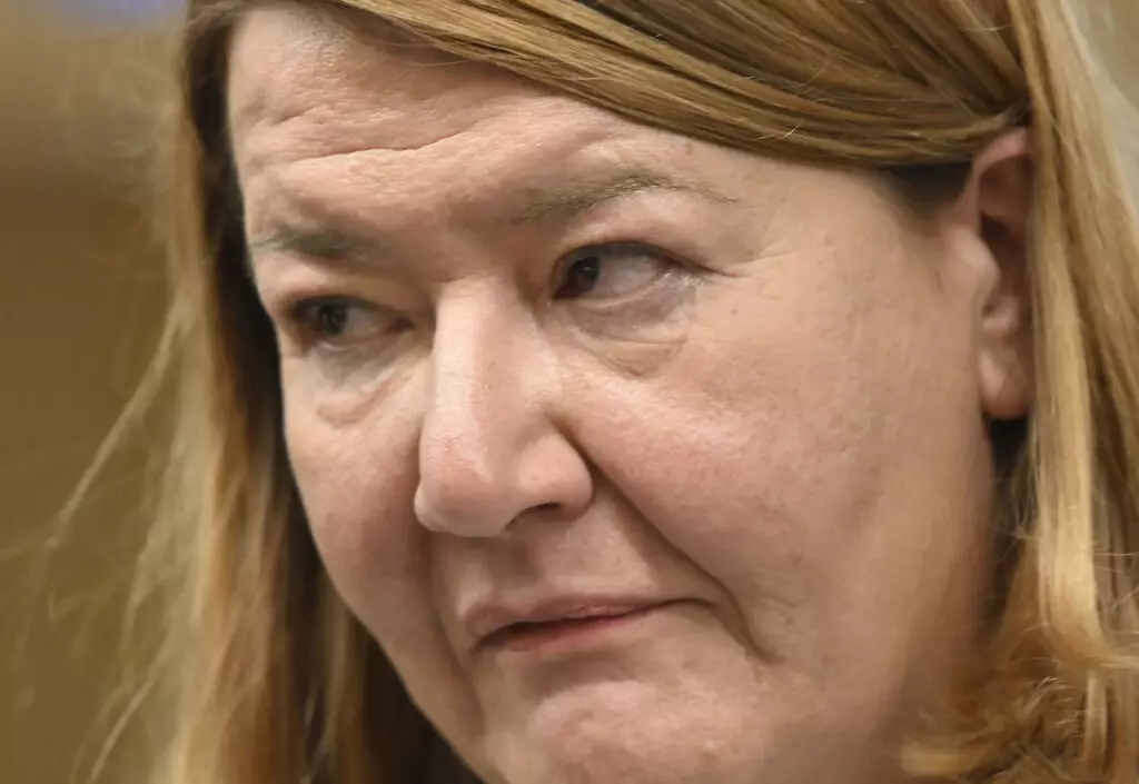 Vesna Vuković leta 2023 v prisluhu: “Ta mi je povedal direkt, kje Alenka krade.” Preverili smo, ali organi pregona to obtožbo preiskujejo!
