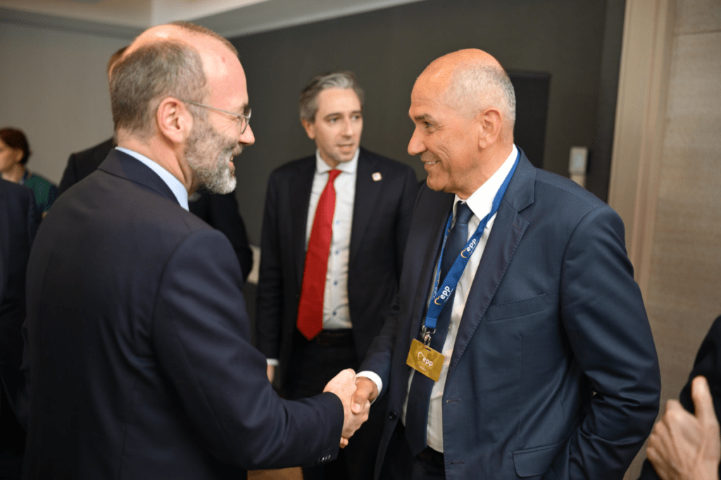 Predsednik EPP Manfred Weber podprl Janšo in mu zaželel “srečno” pri vodenju nove vlade