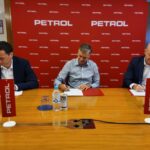 Podpis-pogodbe-MO-Novo-mesto-in-Petrol-768×576