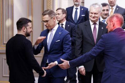 Finski predsednik Stubb ne vidi konca vojne v Ukrajini pred pomladjo