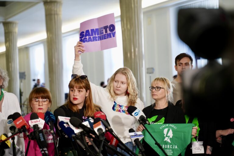 Kje je Nika Kovač? Na poti v “meko” lobističnih nevladnih organizacij