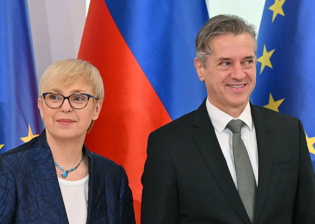 Golob zahteva sklic Sveta za nacionalno varnost, Mahnič komentira: Kdaj je on kot premier na takšne seje vabil opozicijo?”