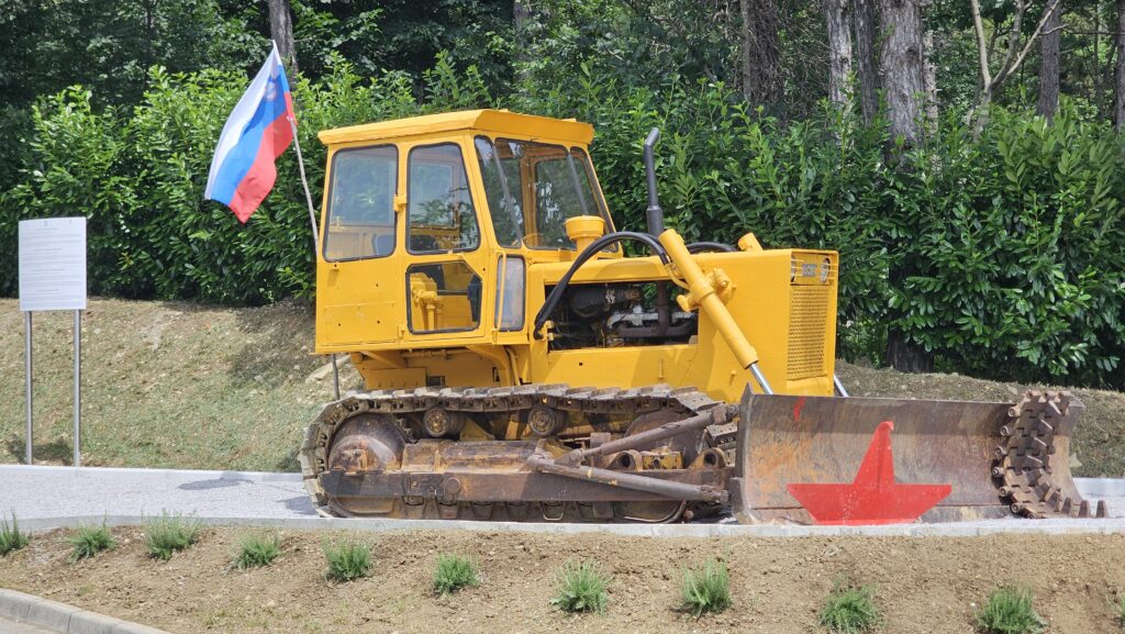 Ponosni na Vrhpolje – spominska slovesnost na osamosvojitvena junaštva