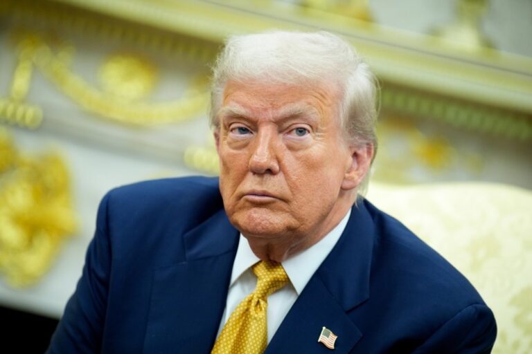 Trump ukinja financiranje levih javnih medijev. Bo Slovenija sledila zgledu?
