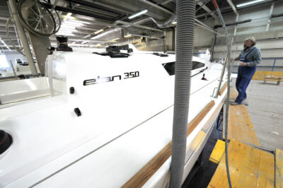 Gospodarska katastrofa: Podjetja na veliko odpuščajo in zapirajo vrata