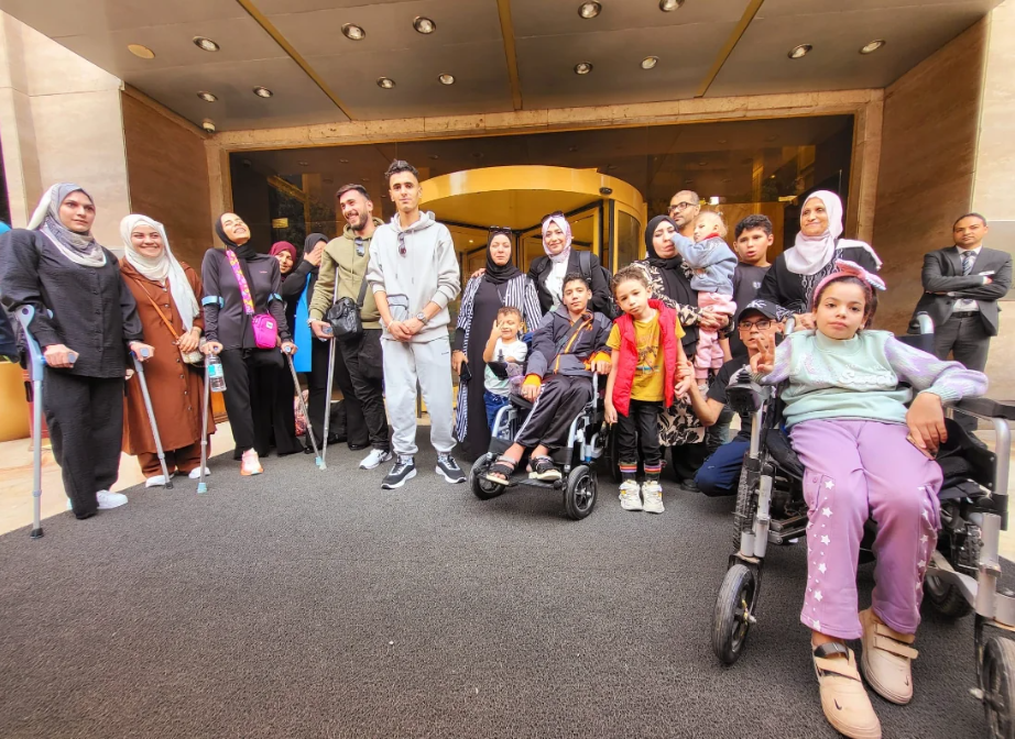 Gre za tihotapljenje volivcev? Vlada na zdravljenje spet sprejema Palestince!