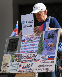 Ne zamudite: Danes nov shod proti Jankoviću