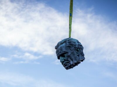 Umor in obglavljenje