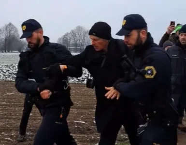 Zakaj Jankovića ne moti obračunavanje prijatelja Vučića s protestniki?