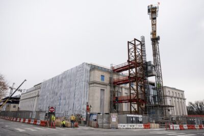 Vojna med Fedom in Trumpom se zaostruje