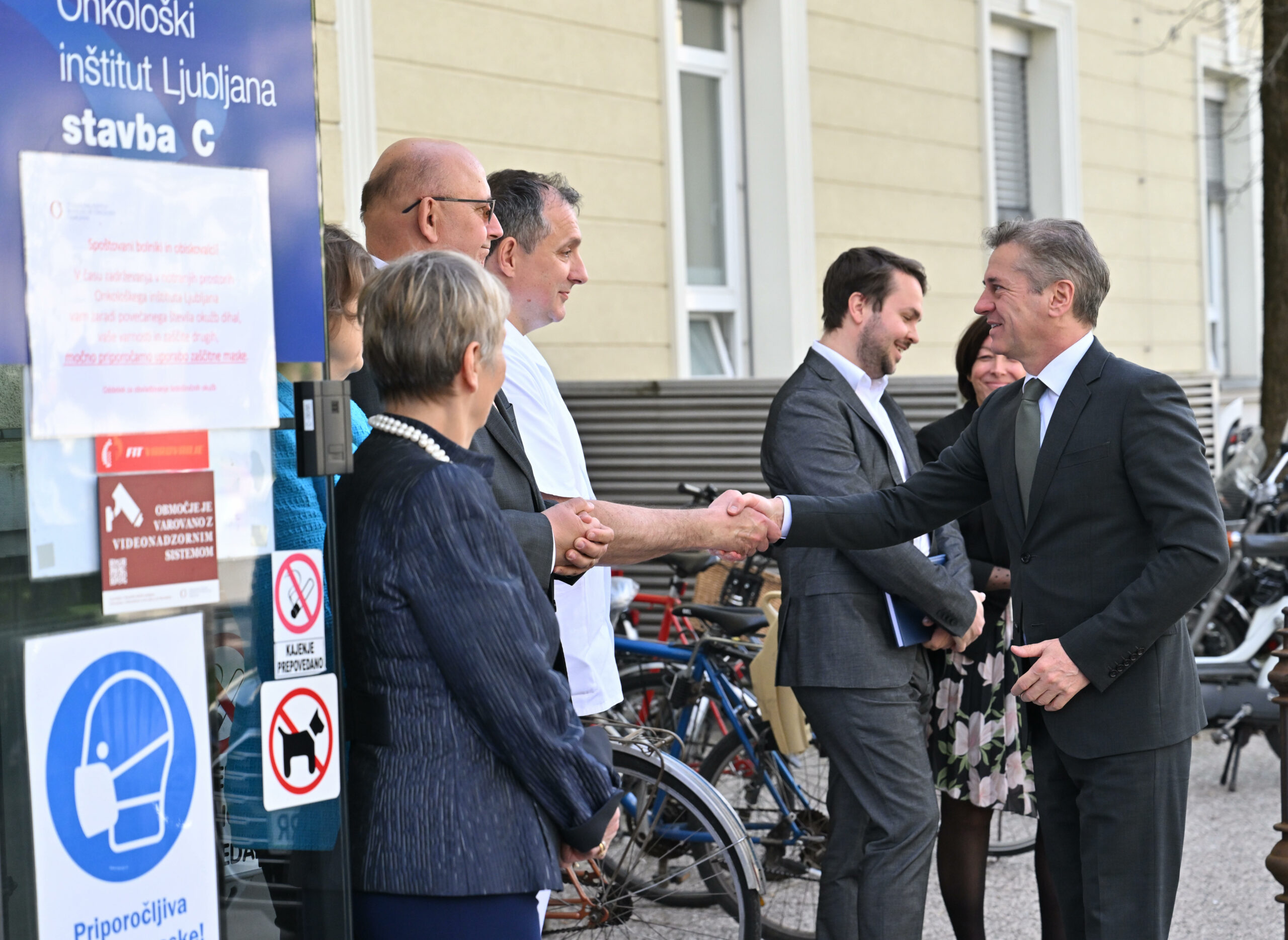 Politični analitik o Breclju: Vrsto let velja za “prijazni medijski obraz” dobaviteljske mafije