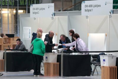 Bo na državnozborskih volitvah volilne skrinjice zopet varovala služba ljubljanskega župana?