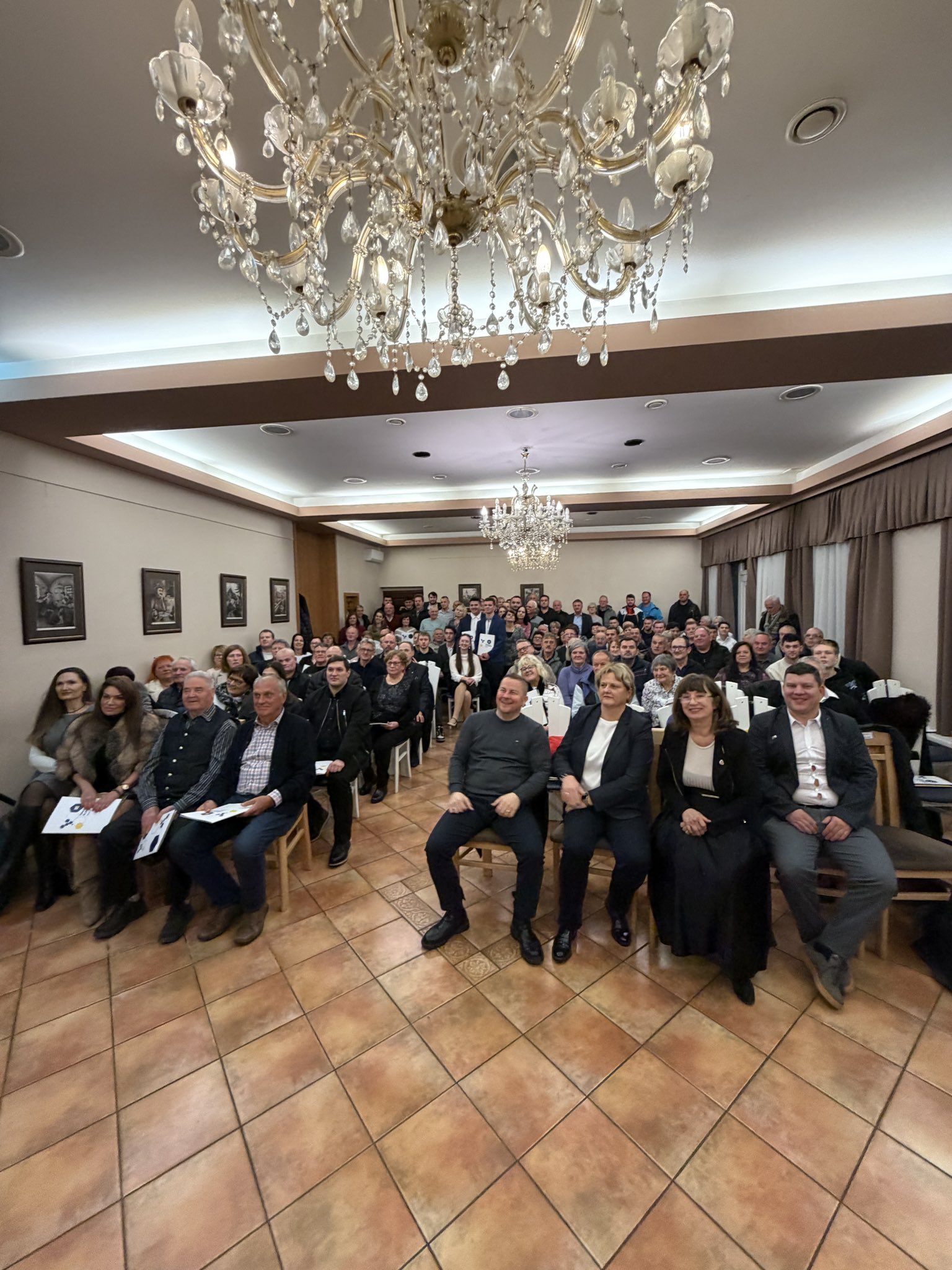 Nov val pristopov k SDS: “Moč, ki raste – ob pravem času”