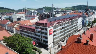 70.000 ljudi brez elektrike zaradi mokrega snega: kolikokrat se bo še ponovil isti scenarij?