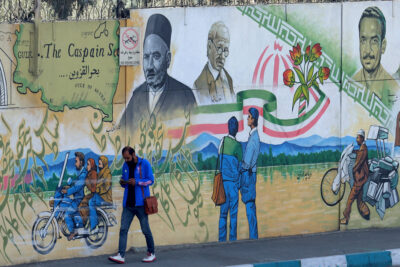 Iranski študenti zahtevajo “smrt islamske republike”