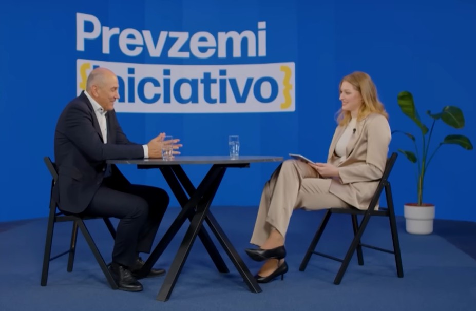 [Video] Janša: “Če SDS marca zmaga, lahko državljani pričakujejo vlado, ki bo delala za Slovenijo.”