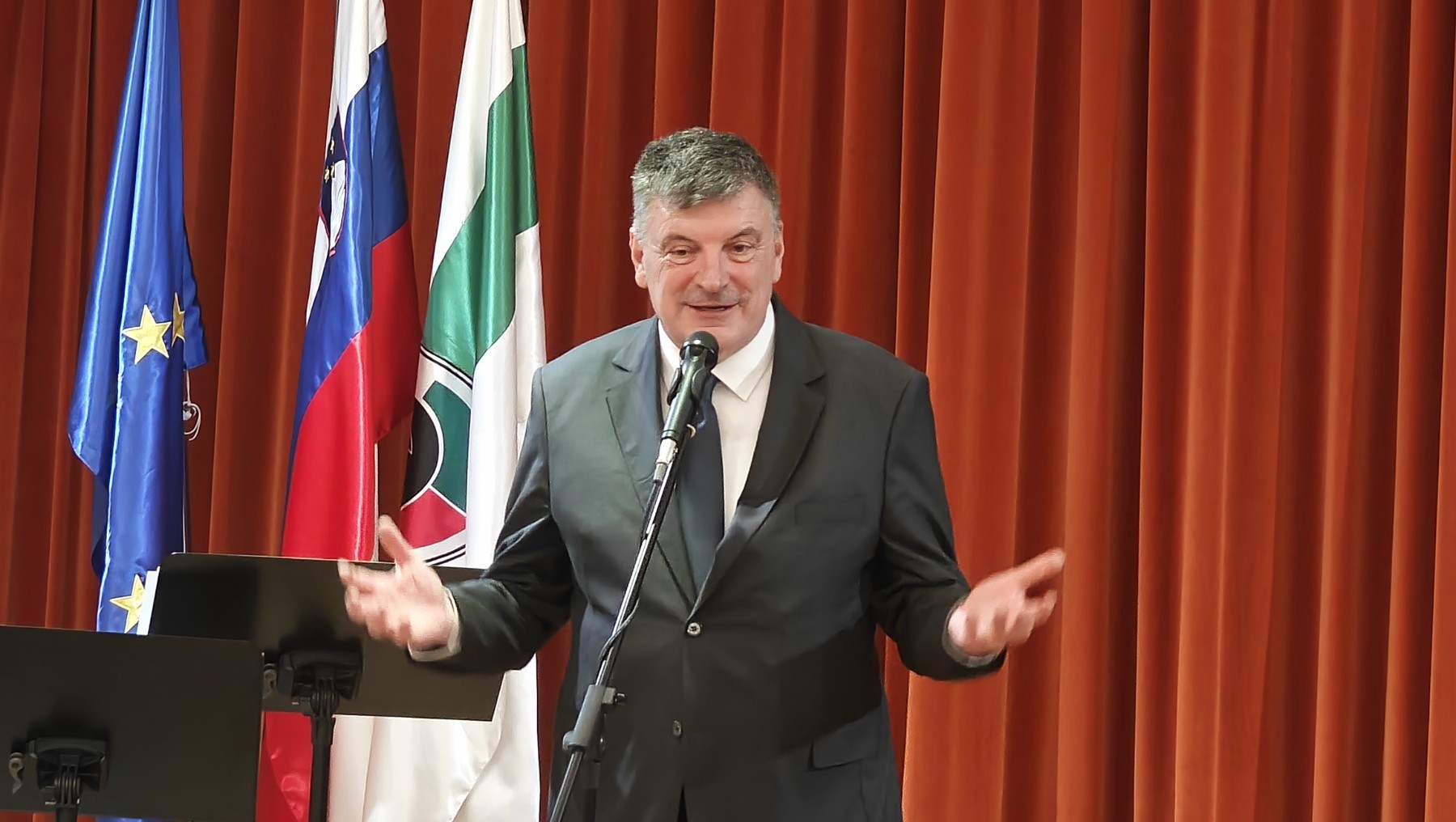 Predstavitev zbornika Občine Grosuplje ob 30. obletnici