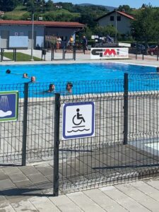 Občina Slovenske Konjice sistematično izboljšuje dostopnost za gibalno in senzorno ovirane