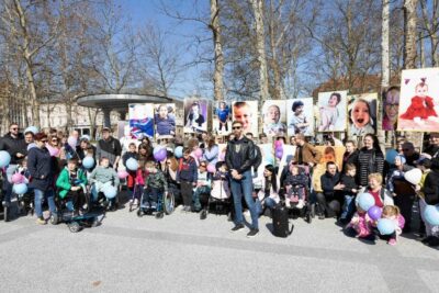 Srčni pohod po Ljubljani za male borce