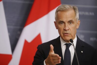 Bo citiranje Svetega pisma postalo kaznivo? Kanadski predlog zakona razburja