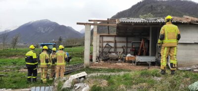 Močan veter prizadel tudi Posočje in Cerkljansko