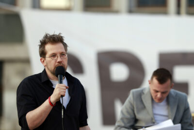 Katere stranke so se poniževale pri Jenullu?