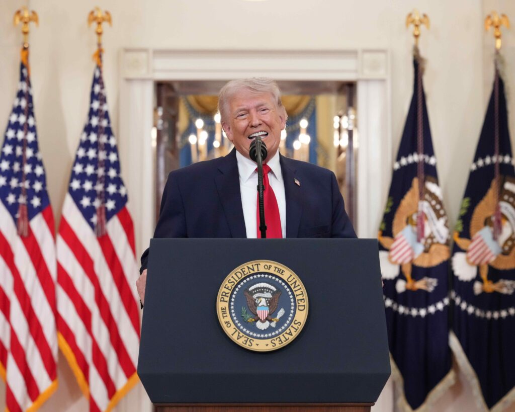 [Video] Trump pritiska na zaveznike, Iran napoveduje dolgotrajno vojno