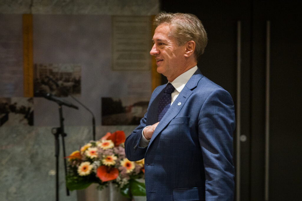 Videtič o Golobovem izostanku z vrha EU: “Kaže, kakšen odnos ima do države”