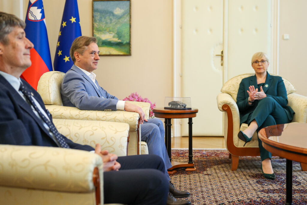 “Ponudila sem Golobu. Pa ni sprejel.” Predsednica priznala prelom obljube