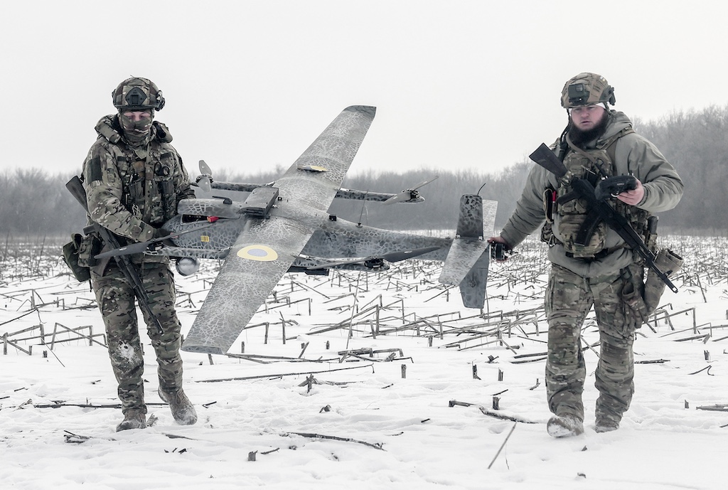 Zaradi zavestne ignorance in birokracije Evropa vse bolj zaostaja tudi v oborožitveni industriji