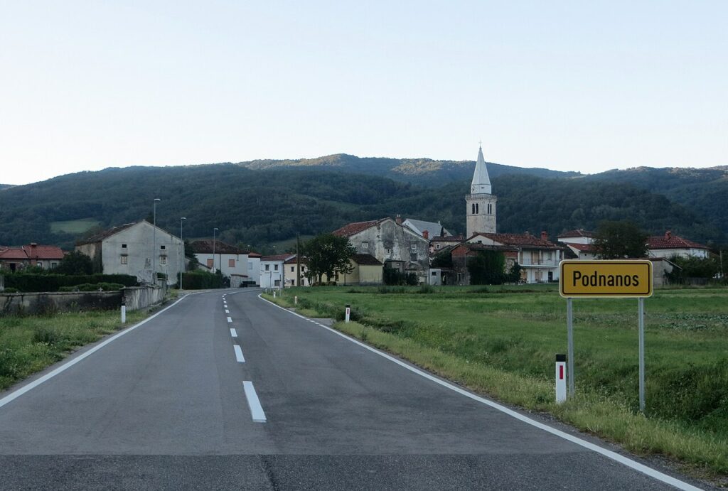 Hiša Zdravljica: V Podnanosu so odprli spominsko hišo, posvečeno slovenski himni