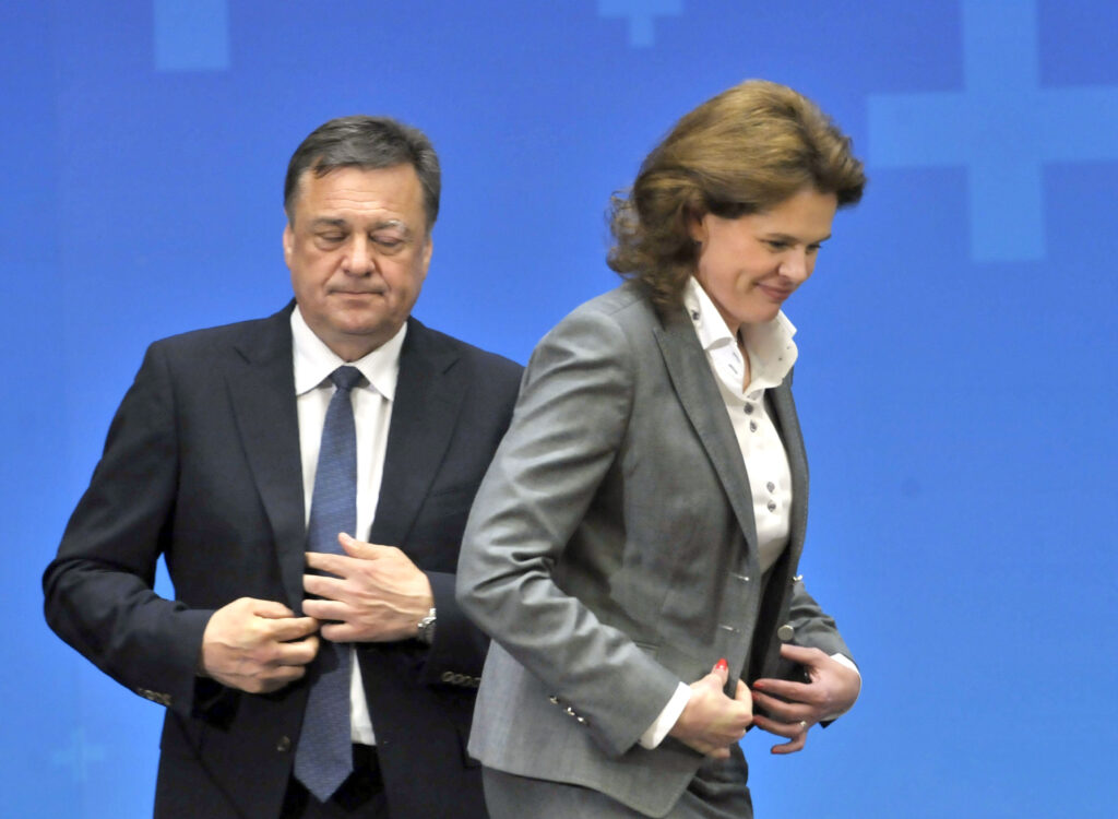 Brutus v krilu: ali Alenka Bratušek (spet) naskakuje vrh?