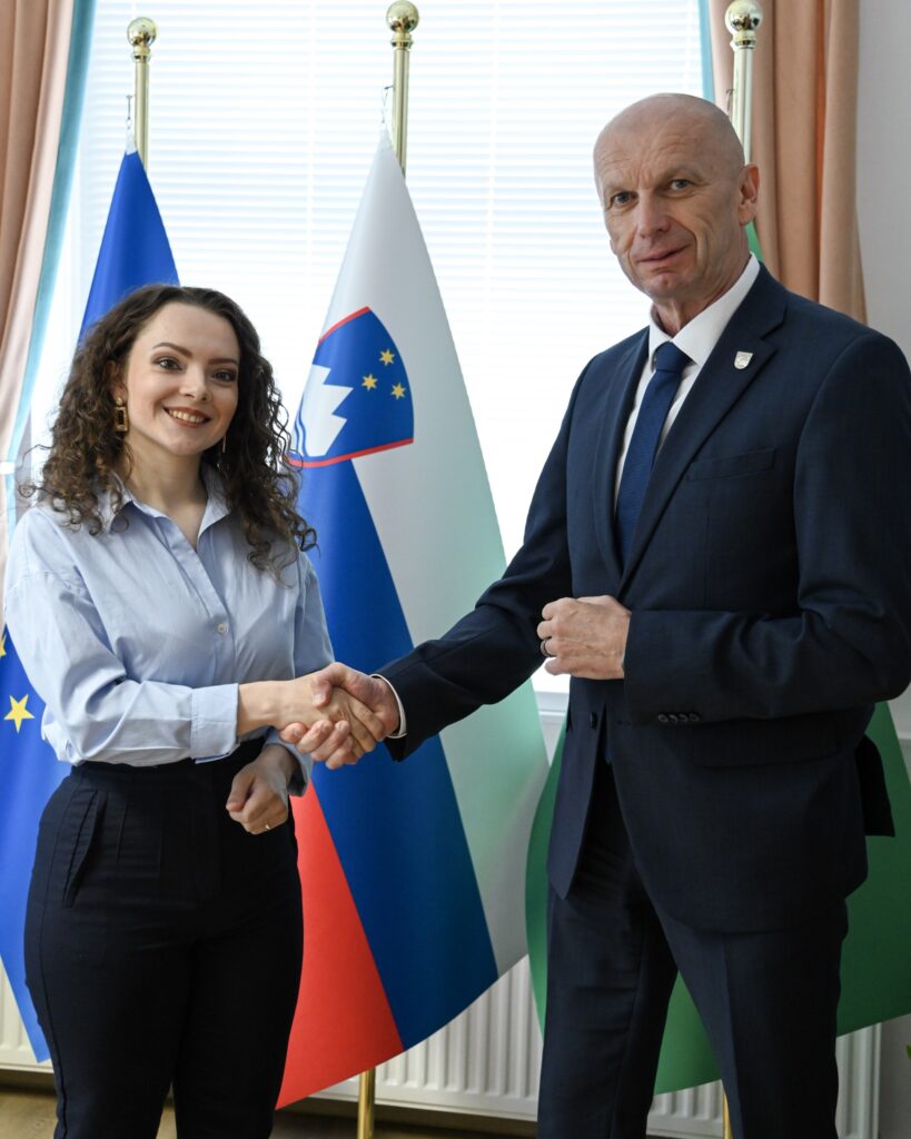 Namesto Olovca bo mesto podžupanje Krškega prevzela Mojca Kranjec Križan