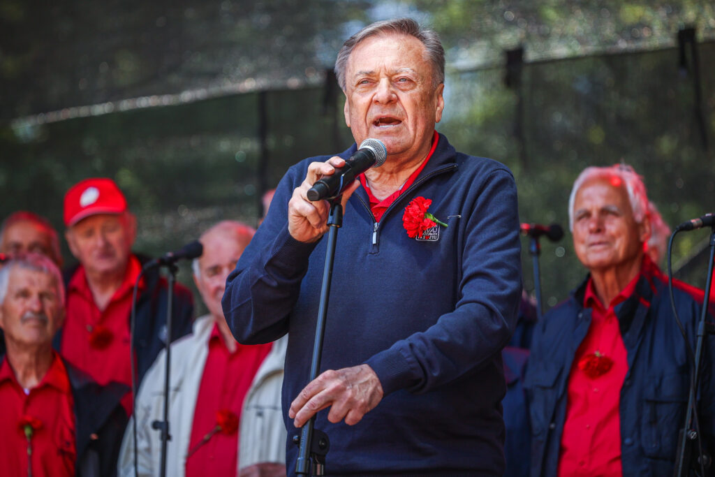 Kapitalist na odru delavcev: Janković na Rožniku hvalil Goloba