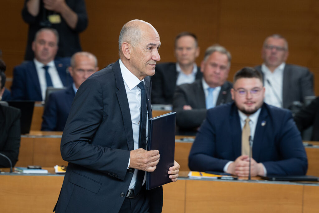 Bodoči predsednik vlade napovedal lepšo prihodnost za Slovenijo