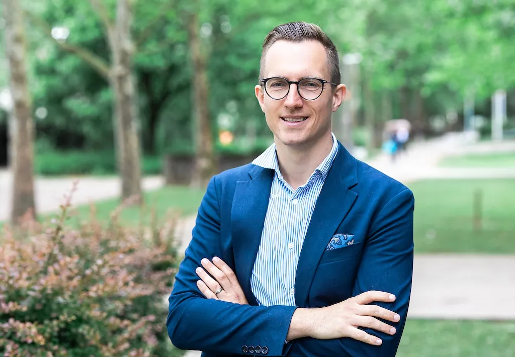 [Intervju] Dr. Rok Spruk: “Slovenija potrebuje razvojni šok, ne prerazporejanja stagnacije”